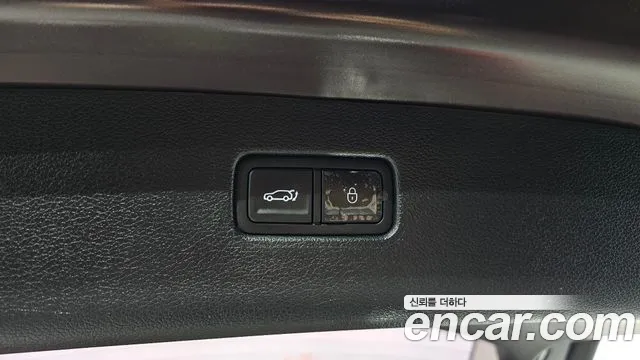 Genesis GV80 2.5T Бензин AWD — Фото автомобиля 30