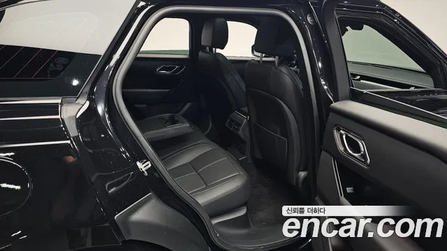 Land Rover Range Rover Velar — Фото автомобиля 18