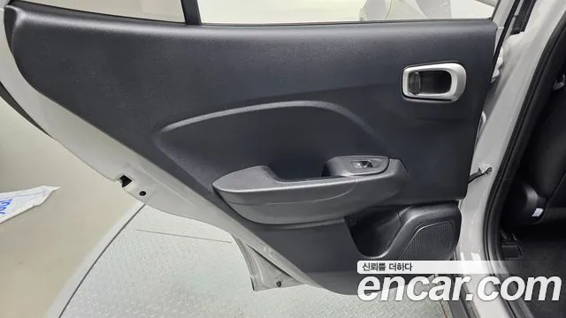 Hyundai Venue — Фото автомобиля 14