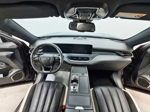 Ford Territory 2023 EcoBoost 225 Obsidian Orange Premium 7-Seater (2/2/3) — Фото автомобиля 9