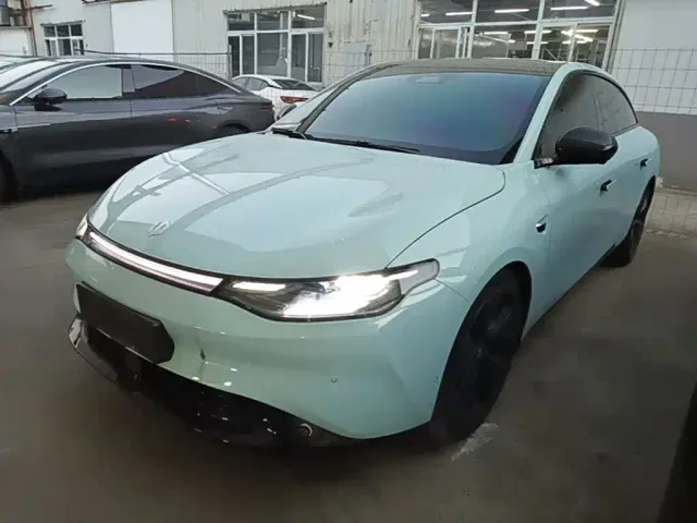 Фотография автомобиля — Leapmotor C01