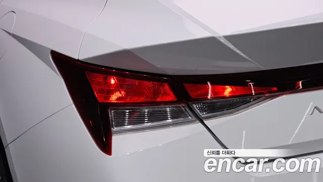 Hyundai Avante CN7 — Фото автомобиля 23