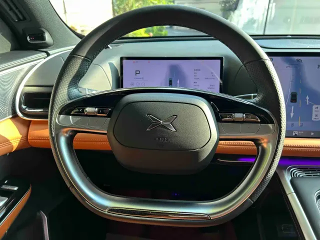 Xpeng G9 — Фото автомобиля 20