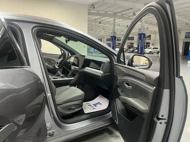 BYD Song L DM-i — Фото автомобиля 11