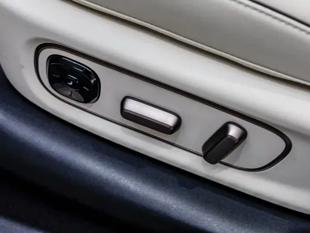 Li Auto Li i8 2025 Standard Edition — Фото автомобиля 28