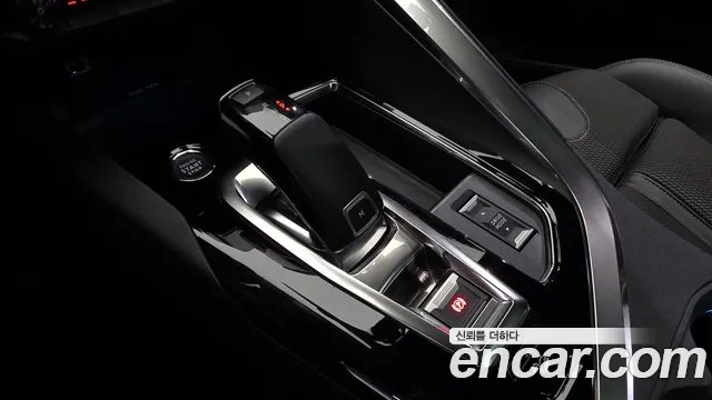 Peugeot 3008 — Фото автомобиля 9