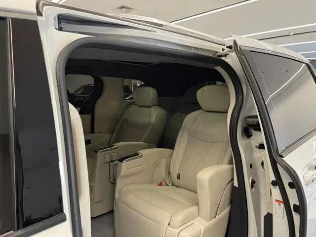 Toyota Granvia — Фото автомобиля 19