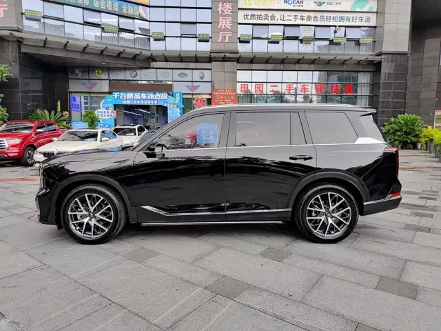 GAC Trumpchi GS8 — Фото автомобиля 3