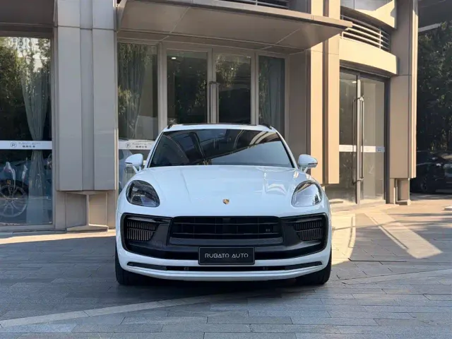 Porsche Macan — Фото автомобиля 4