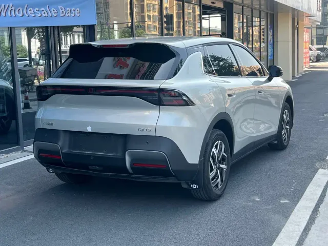 Changan Qiyuan Q05 — Фото автомобиля 5