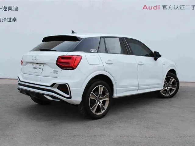 Audi Q2L — Фото автомобиля 4