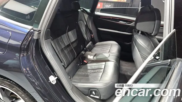 BMW Gran Turismo — Фото автомобиля 11