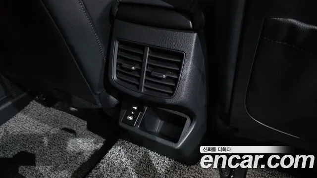 Kia Seltos — Фото автомобиля 27