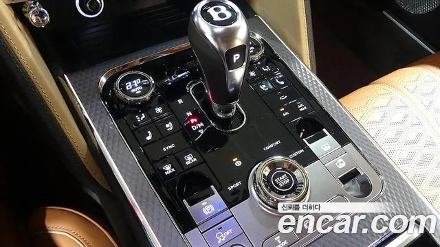 Bentley Flying Spur — Фото автомобиля 9