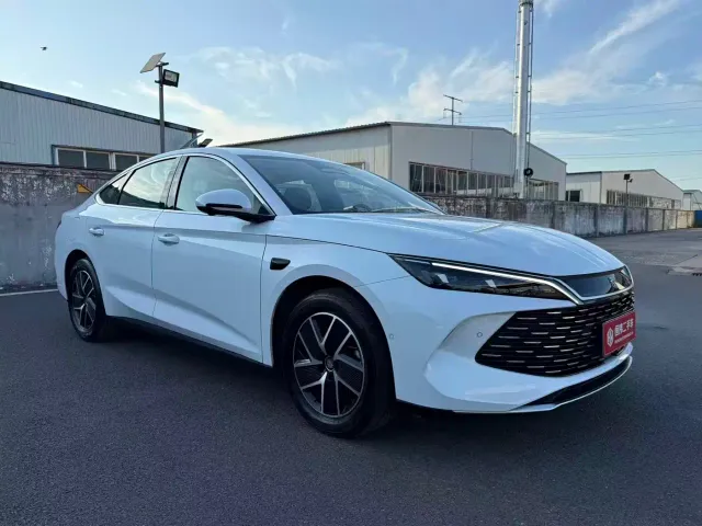 BYD Qin L — Фото автомобиля 3