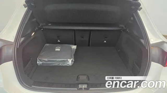Mercedes-Benz EQA — Фото автомобиля 19