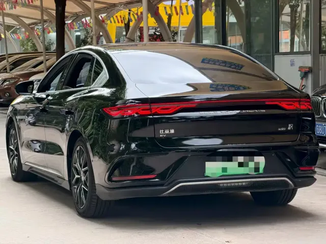 BYD Han — Фото автомобиля 3