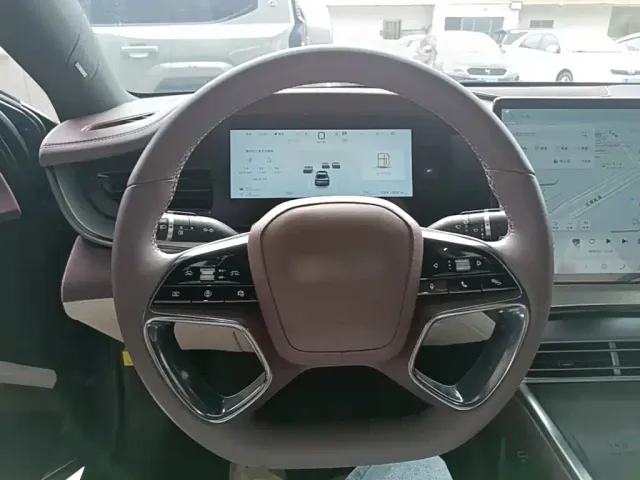 BYD Seal 07 DM-i — Фото автомобиля 10