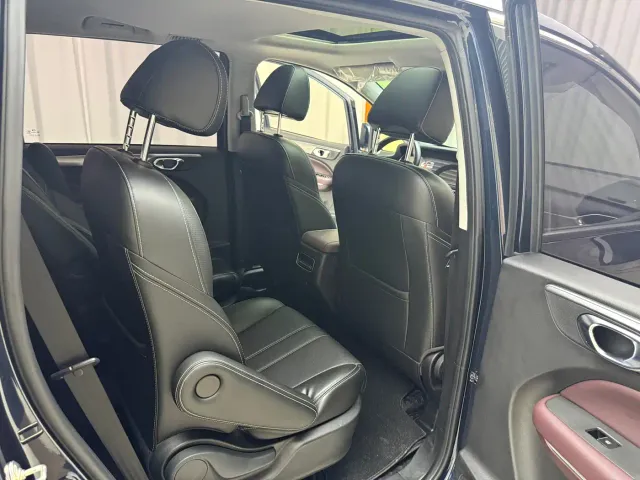 GAC Trumpchi M6 — Фото автомобиля 17