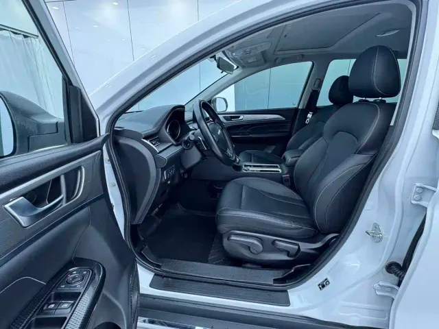Haval M6 — Фото автомобиля 16