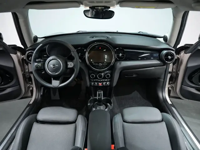 MINI Hatch — Фото автомобиля 13