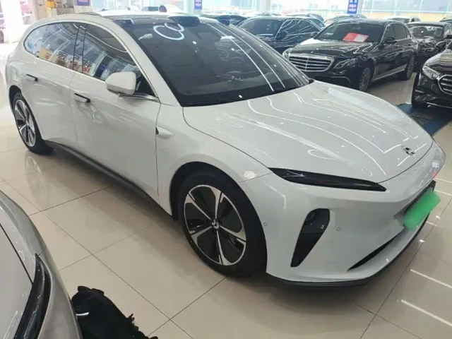 Nio ET5 Touring — Фото автомобиля 3