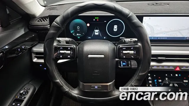 Hyundai Grandeur GN7 — Фото автомобиля 12