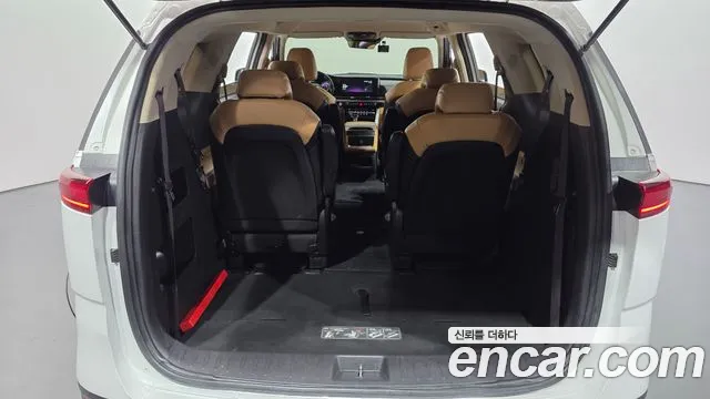 Kia Canival Carnival 4 поколение Бензин 9 мест Prestige — Фото автомобиля 16