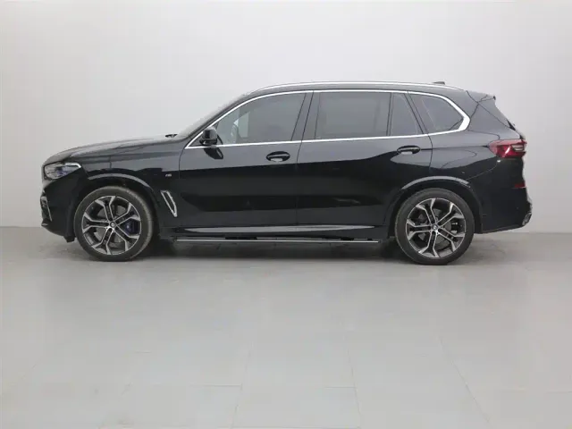 BMW X5 — Фото автомобиля 3