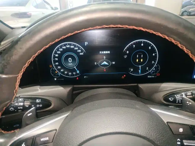 Hyundai Sonata — Фото автомобиля 11