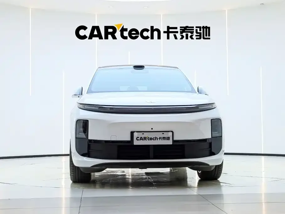 Li Auto Li Auto L6 2025 Max Smart Renewal Edition — Фото автомобиля 10