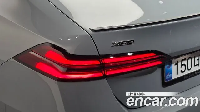 BMW 5 Series — Фото автомобиля 8
