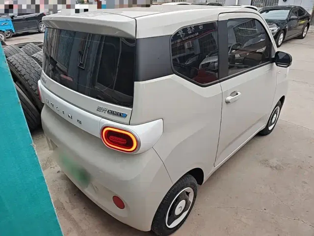 Wuling Hongguang Mini EV — Фото автомобиля 6