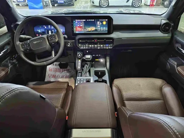 Toyota Prado — Фото автомобиля 12
