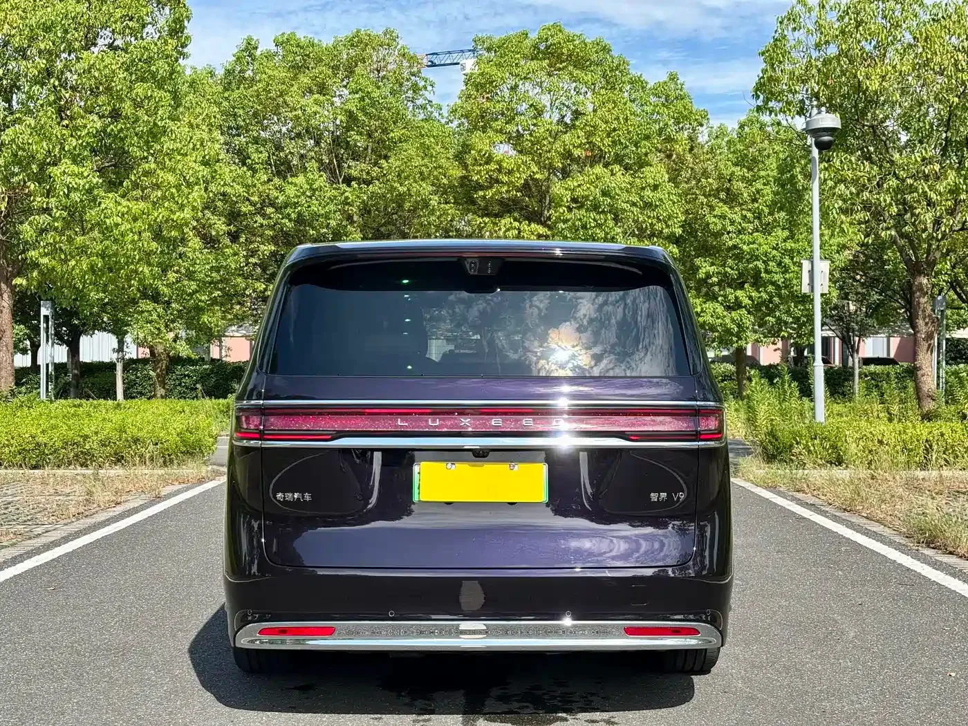 Zhijie Zunjie MPV 2026 Model High-End Edition — Фото автомобиля 8