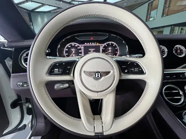 Bentley Continental — Фото автомобиля 21