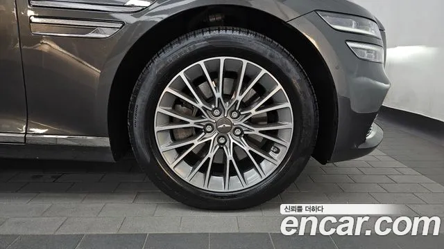 Genesis G80 RG3 — Фото автомобиля 6