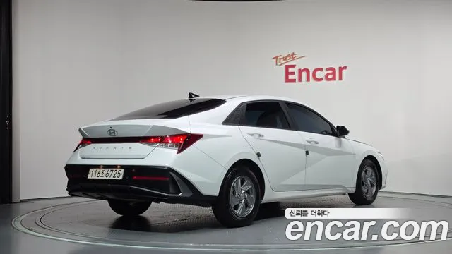 Hyundai Avante — Фото автомобиля 2