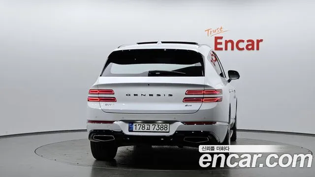 Genesis GV80 2.5T Бензин AWD — Фото автомобиля 4