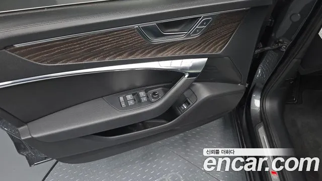 Audi A6 C8 — Фото автомобиля 13