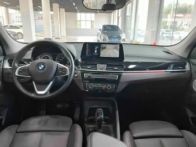 BMW X1 — Фото автомобиля 9