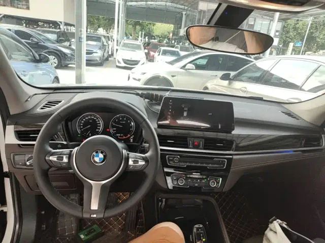 BMW X1 — Фото автомобиля 9