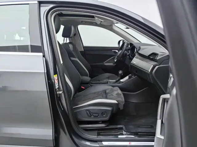 Audi Q3 — Фото автомобиля 23