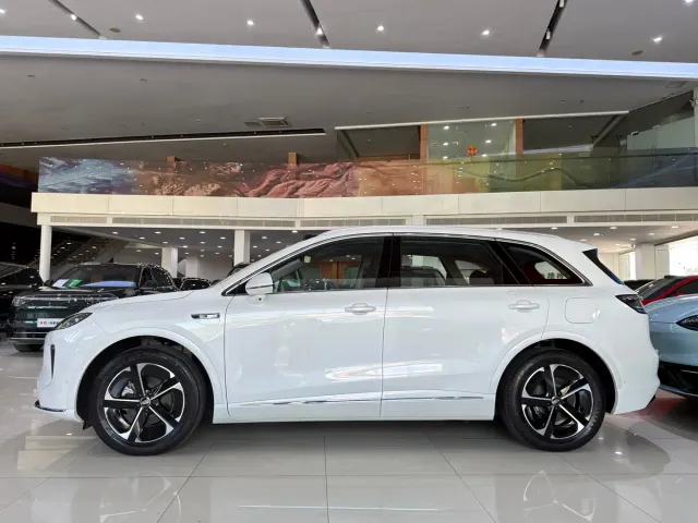Shangjie SUV — Фото автомобиля 5