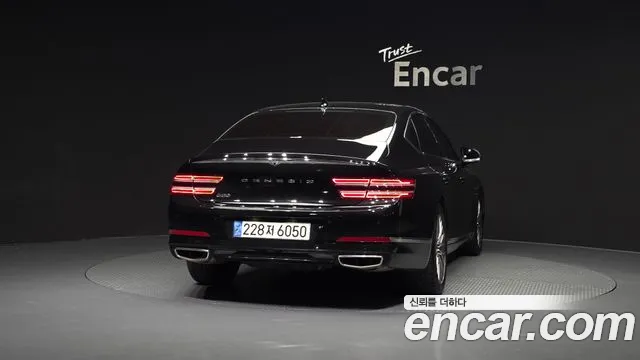 Genesis G80 RG3 — Фото автомобиля 4