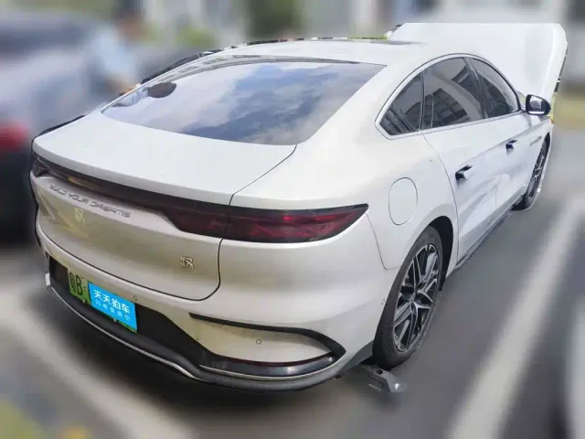 BYD Han — Фото автомобиля 2