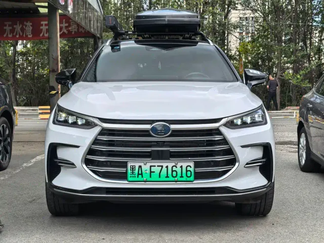 Фотография автомобиля — BYD Tang