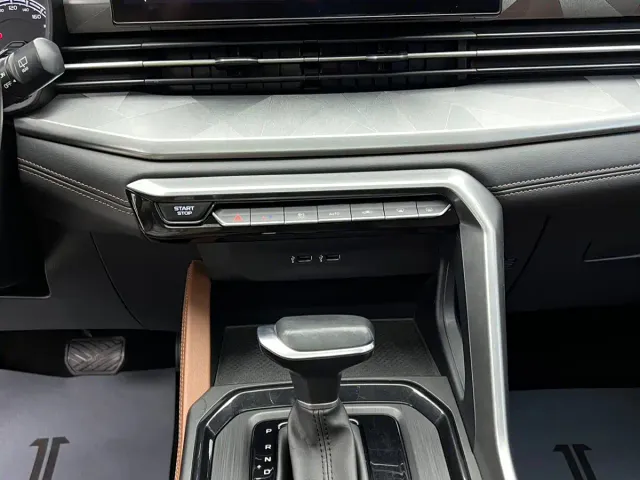 Geely Vision X6 — Фото автомобиля 12