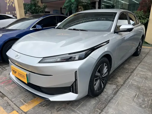 Фотография автомобиля — Changan Qiyuan A05