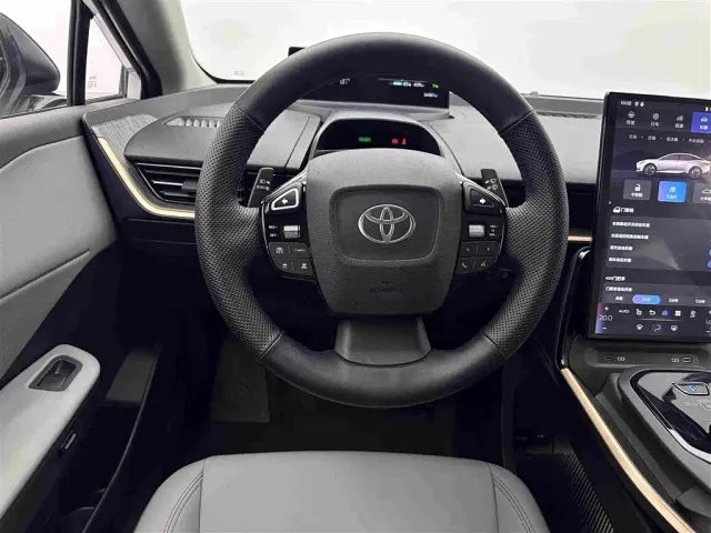 Toyota bZ3 — Фото автомобиля 9